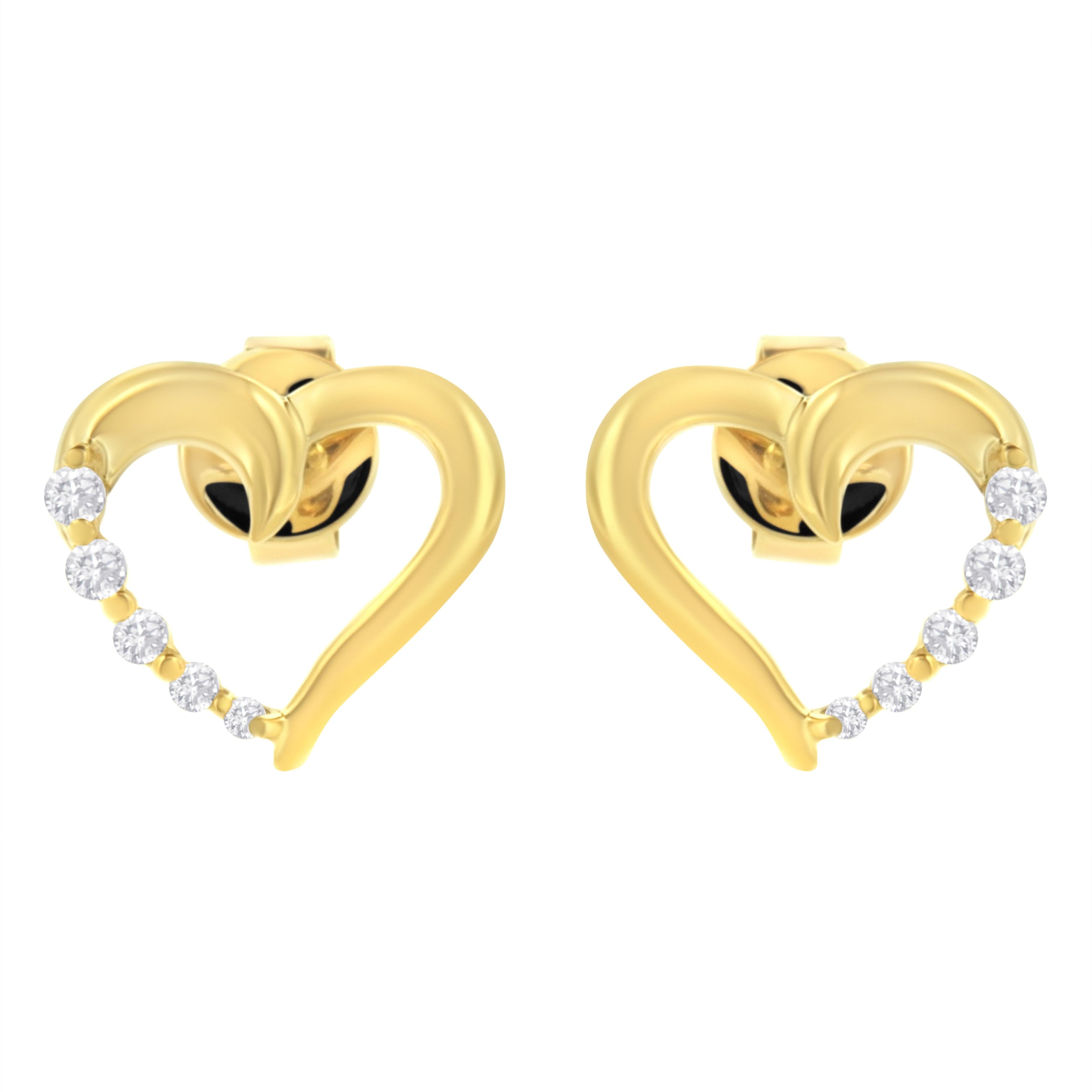 14K Yellow Gold 1/8 Cttw Diamond Journey Heart Hoop Earrings (K-L Color, I1-I2 Clarity)