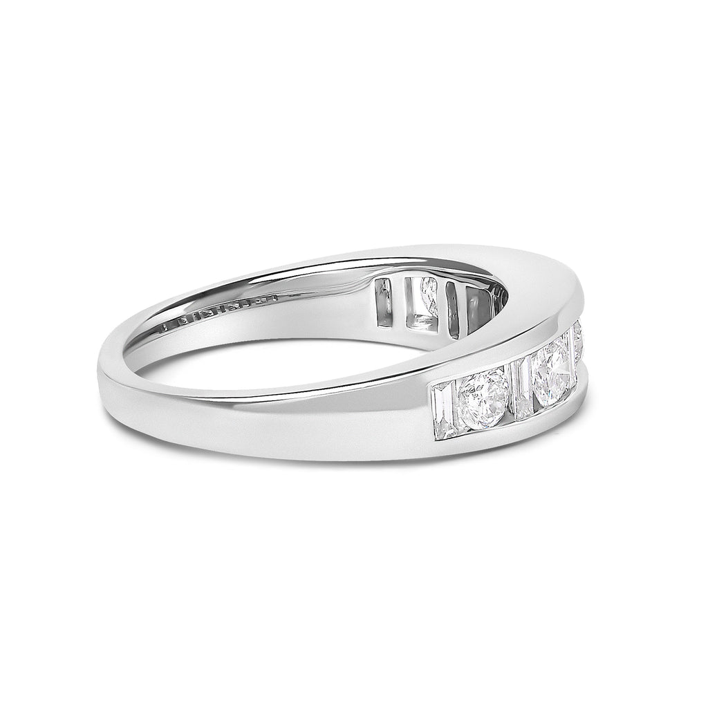 14K White Gold Alternating 1.0 Cttw Round and Baguette Diamond Channel Band Ring