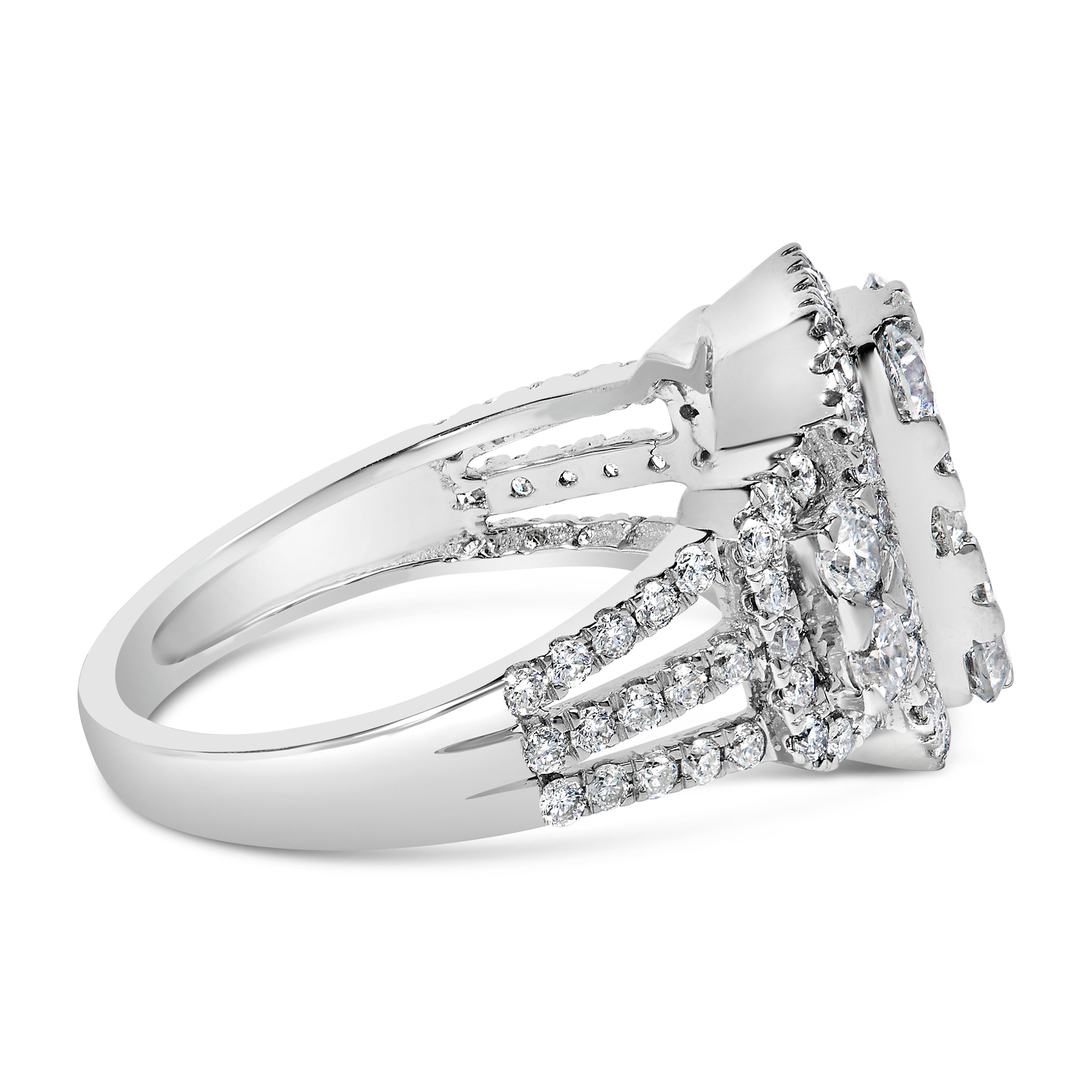 14K White Gold 2 1/4 Cttw Diamond Cocktail Cluster Ring (G-H Color, SI2-I1 Clarity) - Size 7