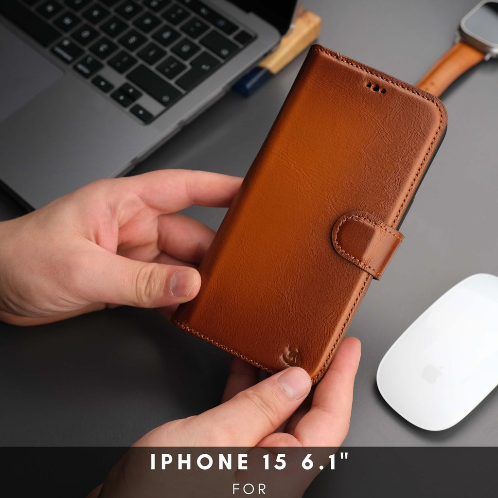 Casper Leather iPhone 15 Wallet Case | Detachable MagSafe Compatible RFID Protection