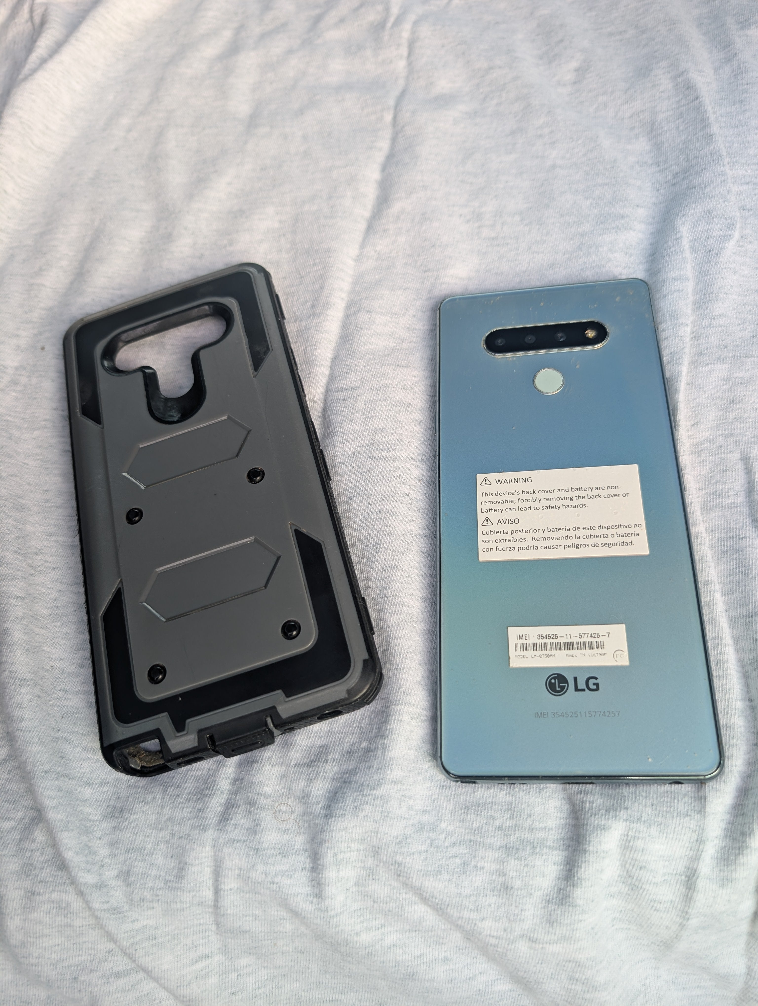 LG Stylo 6 LM-Q730TM 64GB White  Smartphone with case