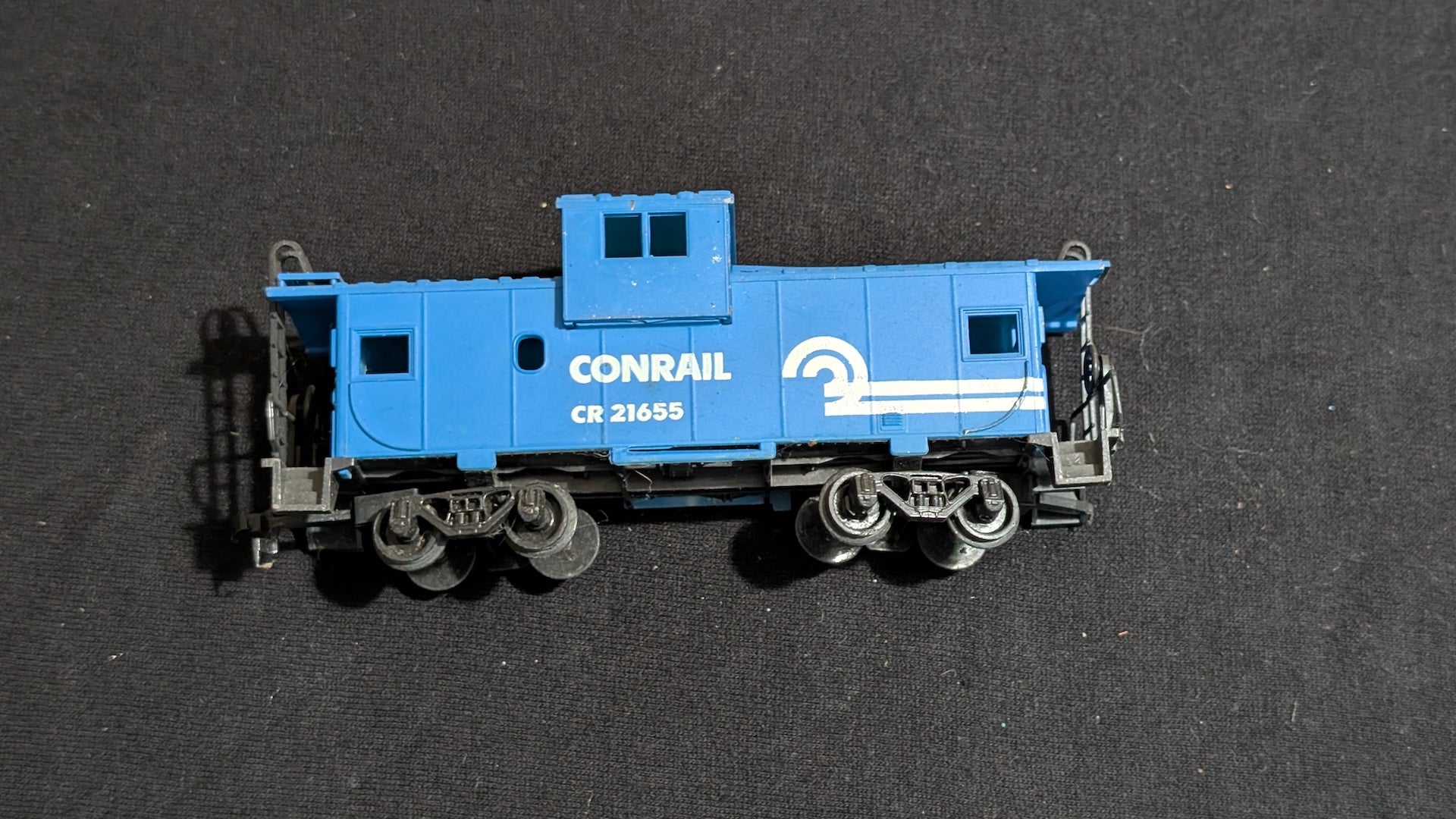 Conrail Caboose Caboose likely from Athearn - 1980s HO Scale Model Train (Plastic, Metal Caboose, Not Applicable, Blue, White)