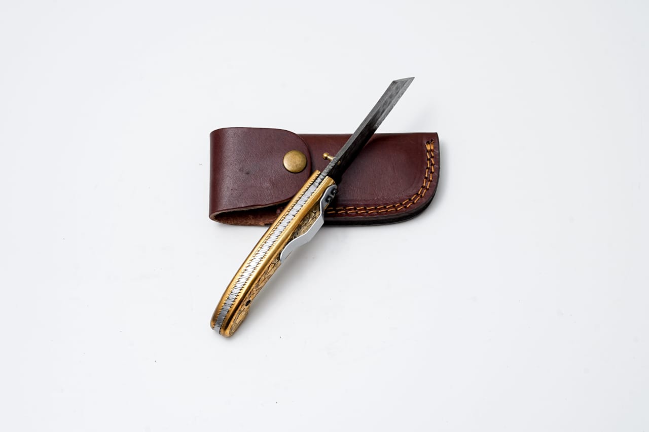 B. Titan Golden Eagle Pocket Knife - Raindrop Damascus folding blade/ EDC/ Hand engraved