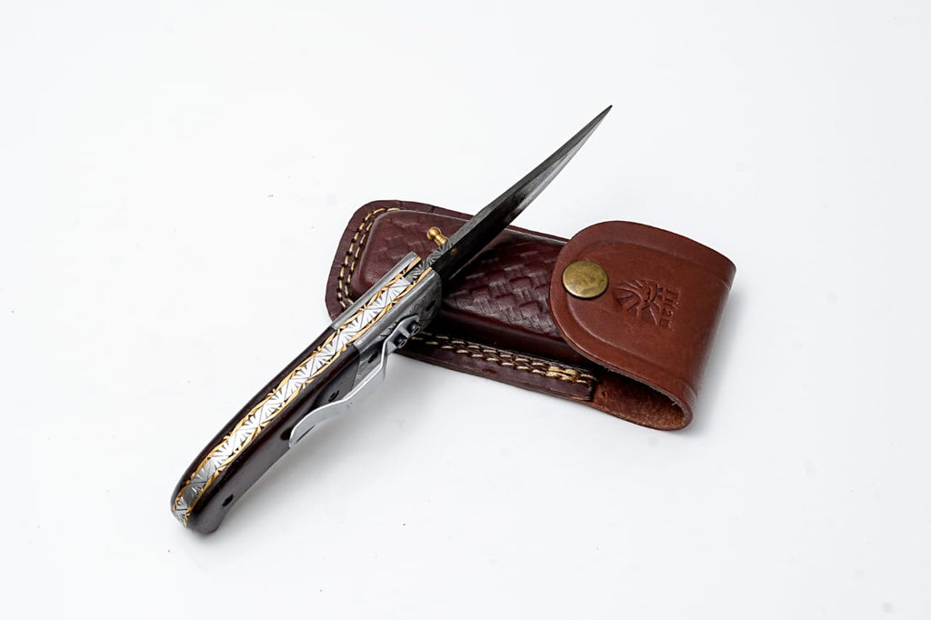 Titan classico- Raindrop Damascus folding blade/ EDC/ Buck engraved TF-001X