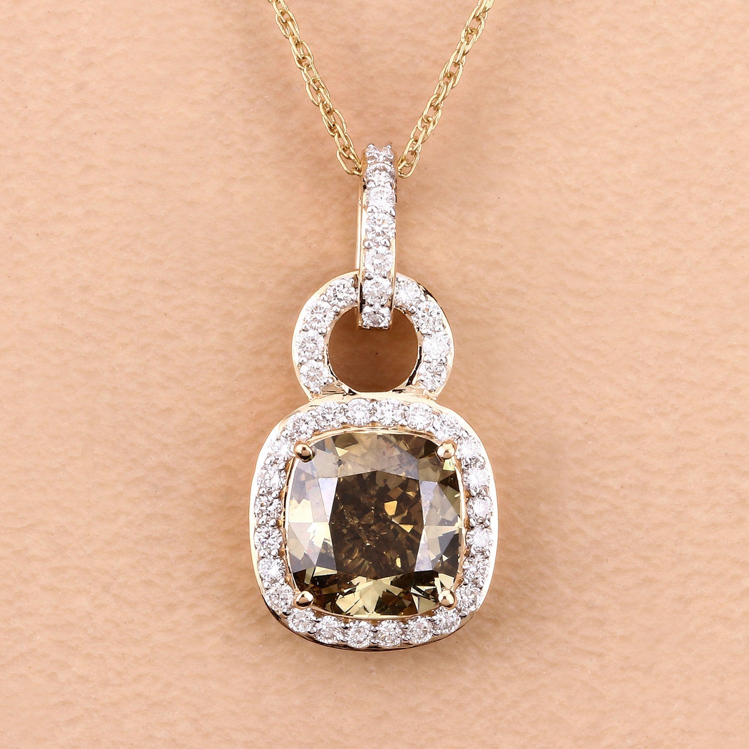 IGI Certified 2.50 Carat Genuine Brown Diamond Center and 0.31cttw White Diamond 18K Yellow Gold Pendant (2.81cttw)