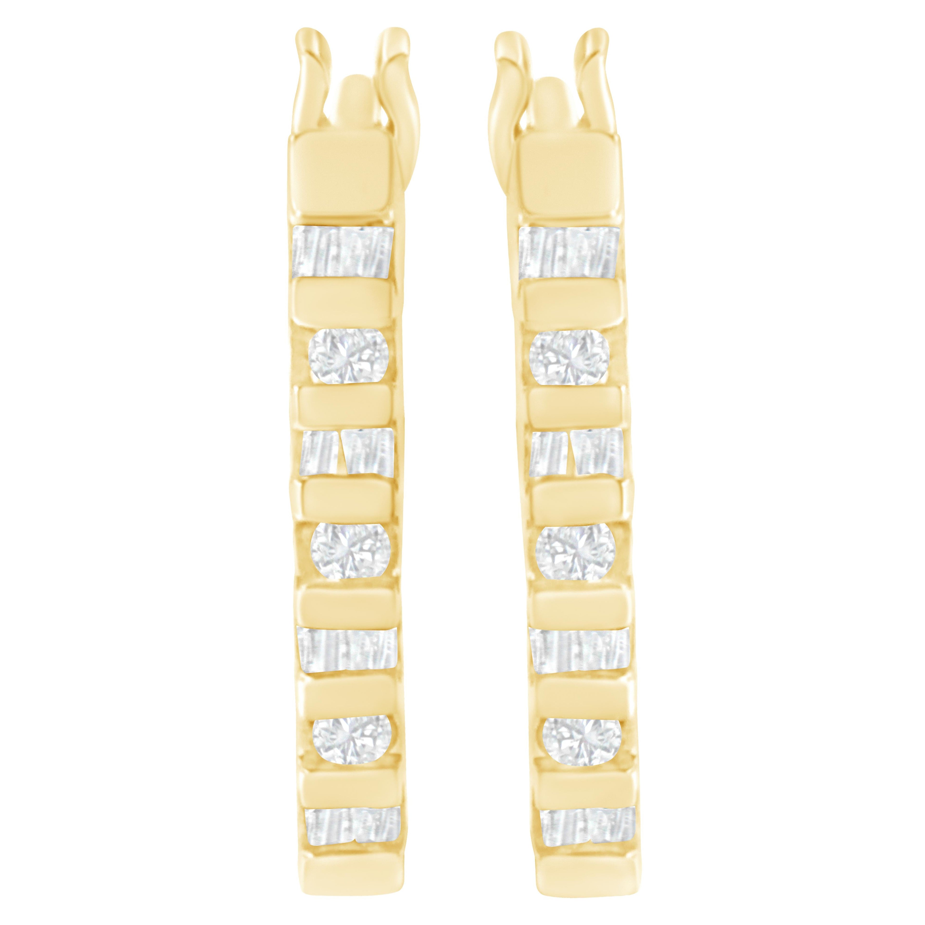 10K Yellow Gold Round and Baguette Cut Diamond Oblong Hinged Leverback Hoop Earrings (Â¼ Cttw, I-J Color, I2-I3 Clarity)