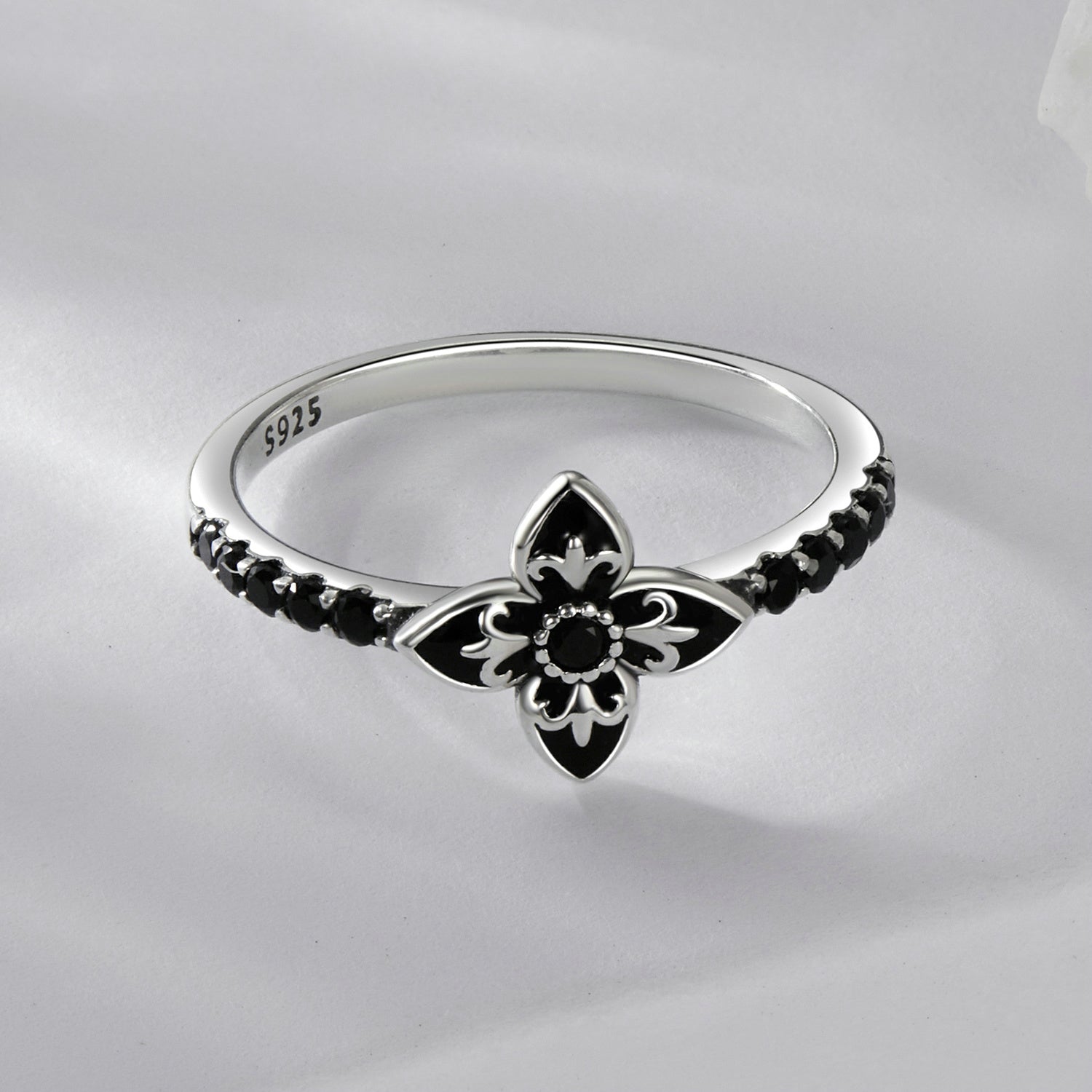 925 Sterling Silver Enamel 0.9x1.0cm Pendant Rings for Women