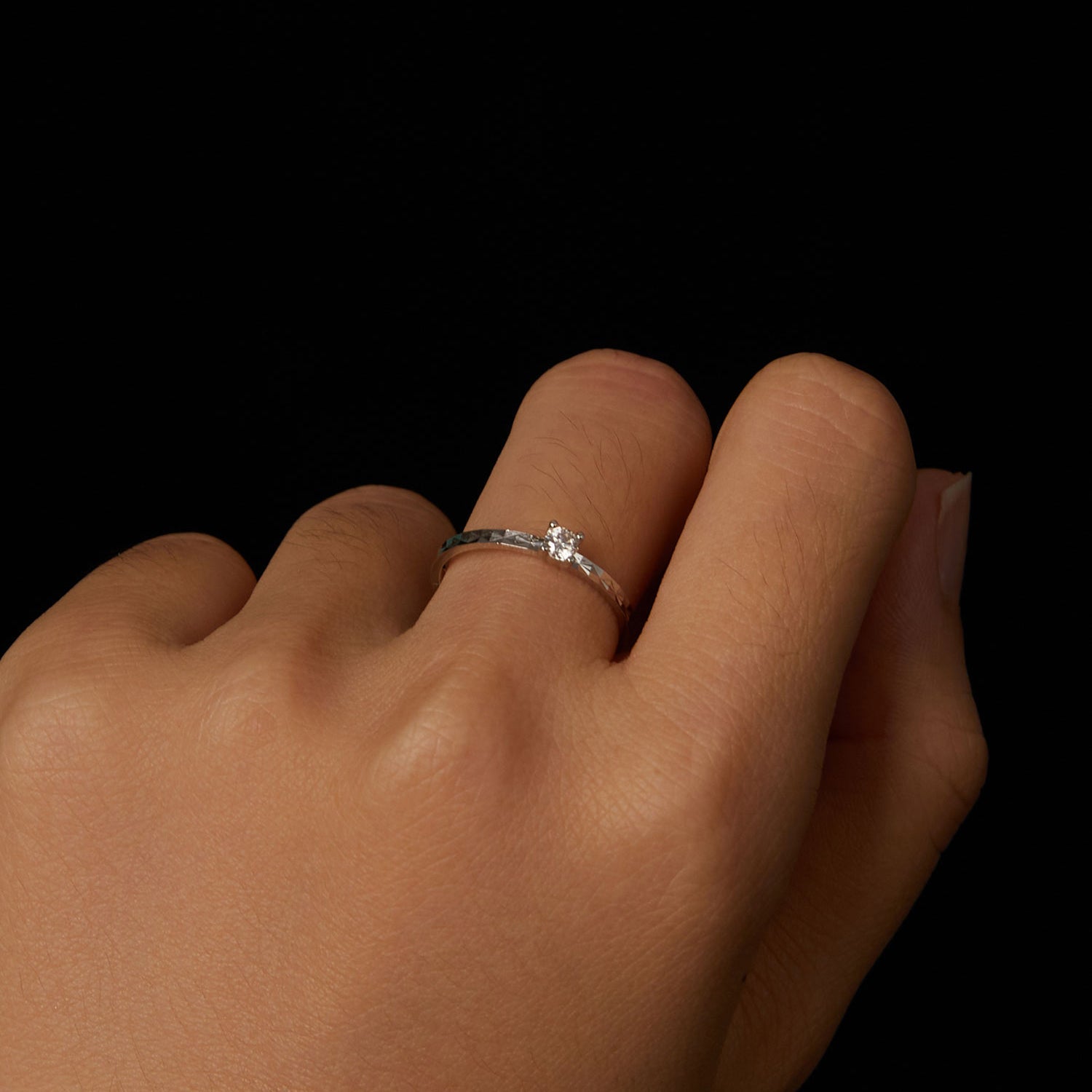 925 Sterling Silver Moissanite White Gold Plated Ring Size 6