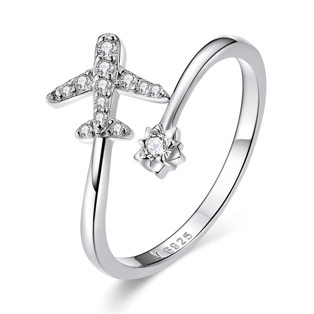 925 Sterling Silver Ring with CZ and Platinum Plated Finish