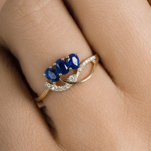 0.65 Carat Genuine Blue Sapphire and White Diamond 14K Yellow Gold Ring