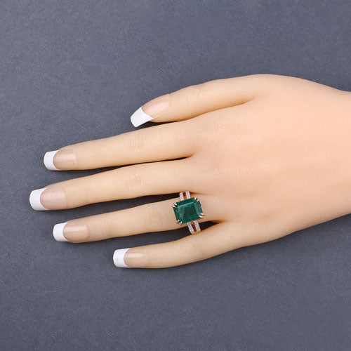 IGI Certified 8.49 Carat Genuine Zambian Emerald and White Diamond 14K Yellow Gold Ring