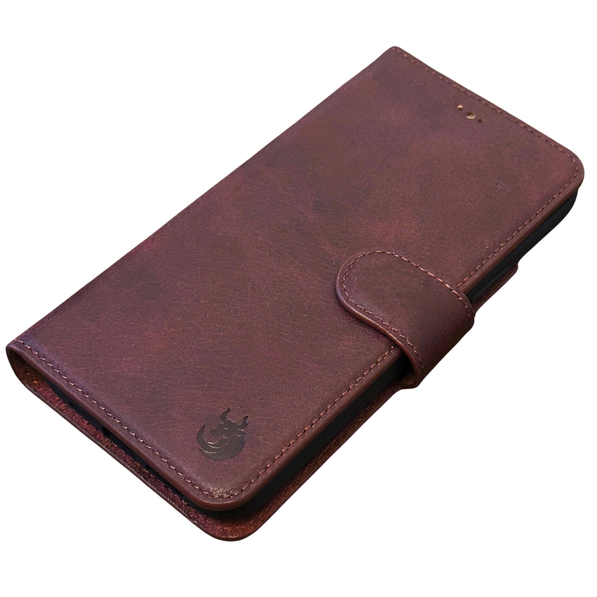 Vegas Premium Leather iPhone 15 Pro Wallet Case with MagSafe | Detachable RFID Blocking Luxury Wallet